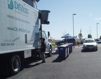DeVries Free Shred Day